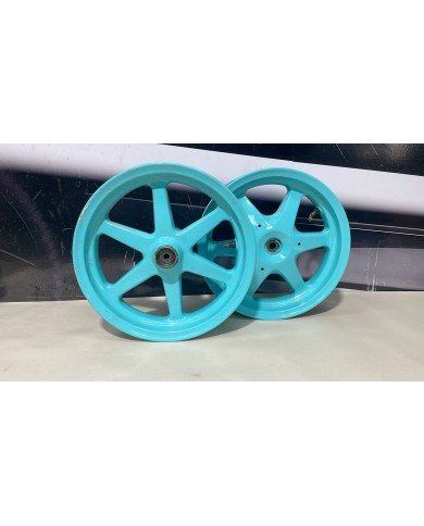 JUEGO DE LLANTAS YAMAHA JOG AZUL TURQUESA USADAS