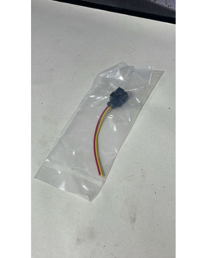 CONECTOR PARA BOMBA DE AGUA BOSH / STAGE6