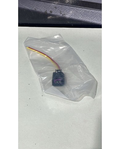 CONECTOR PARA BOMBA DE AGUA BOSH / STAGE6