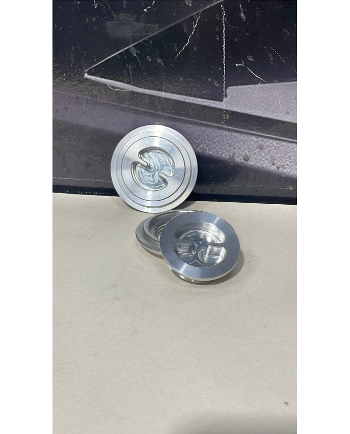 TAPONES EN CNC PARA DEPÓSITOS DE GASOLINA