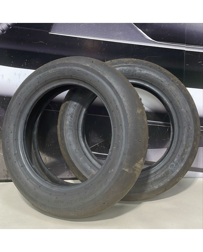 JUEGO DE NEUMÁTICOS DUNLOP SLICK 12 " USADAS