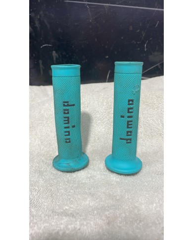 JUEGO DE PUÑOS DOMINO USADOS